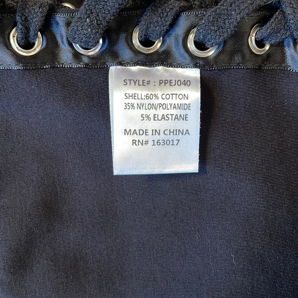 Princess Polly Black Lace Up Strapless Slim Fitting Tube Top Sz 6 - Picture 8 of 8